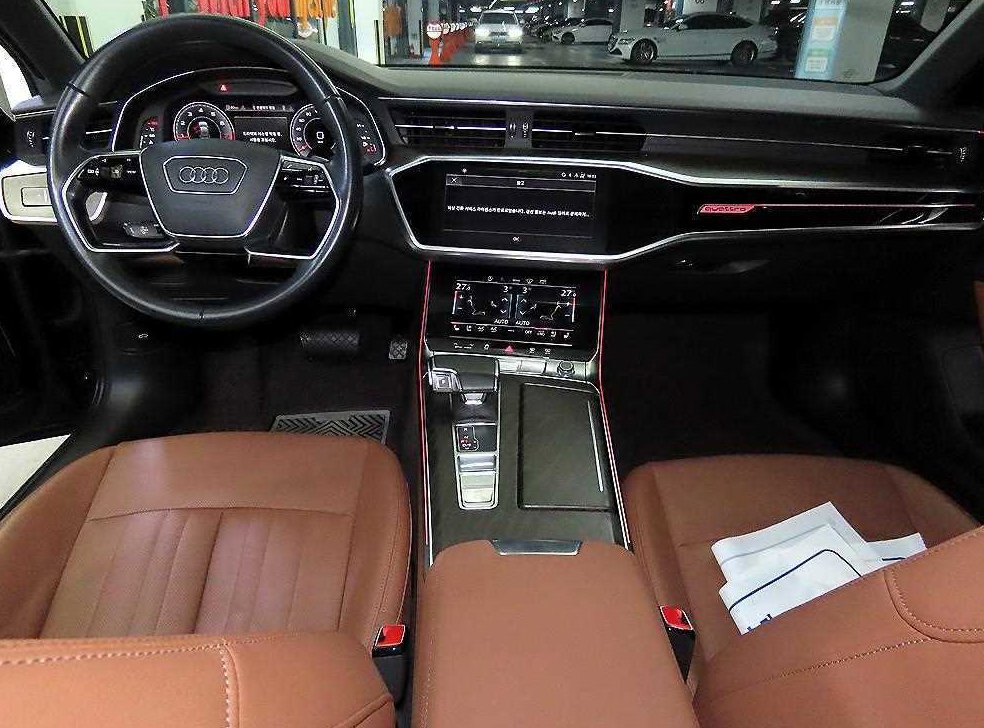 아우디 A6 45 TFSI 콰트로 프리미엄 사진 10