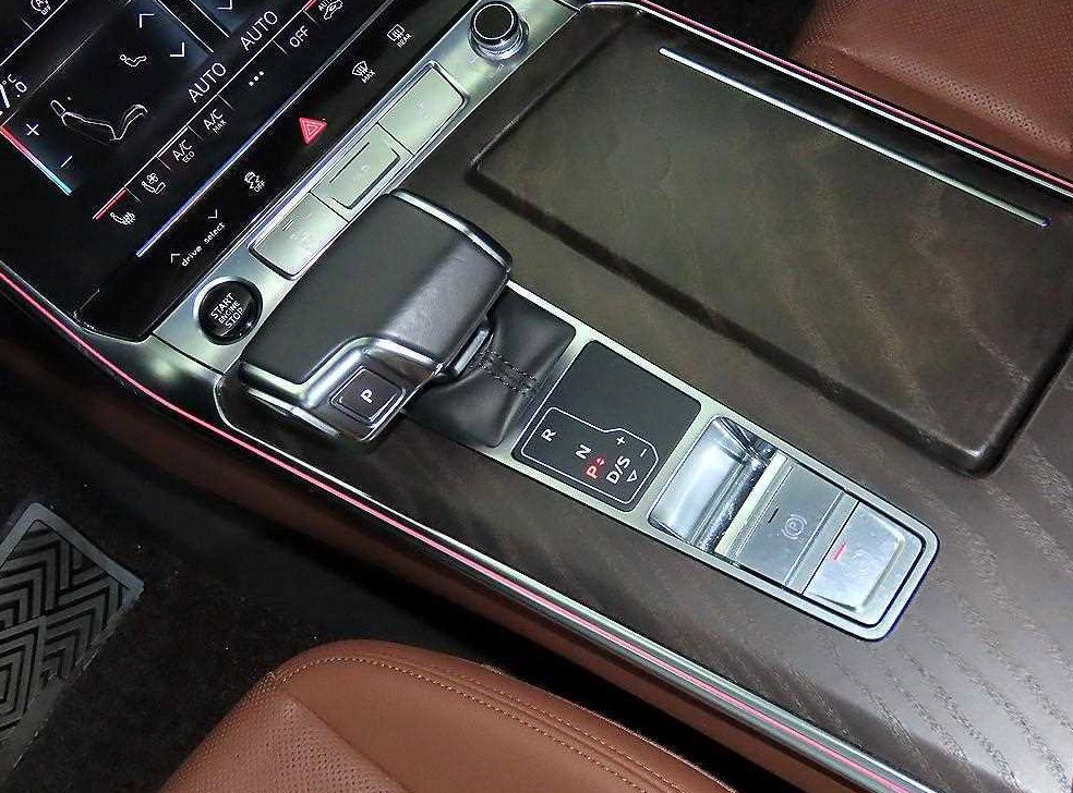 아우디 A6 45 TFSI 콰트로 프리미엄 사진 12