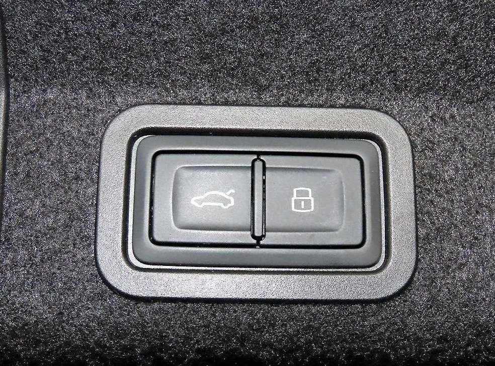 아우디 A6 45 TFSI 콰트로 프리미엄 사진 17