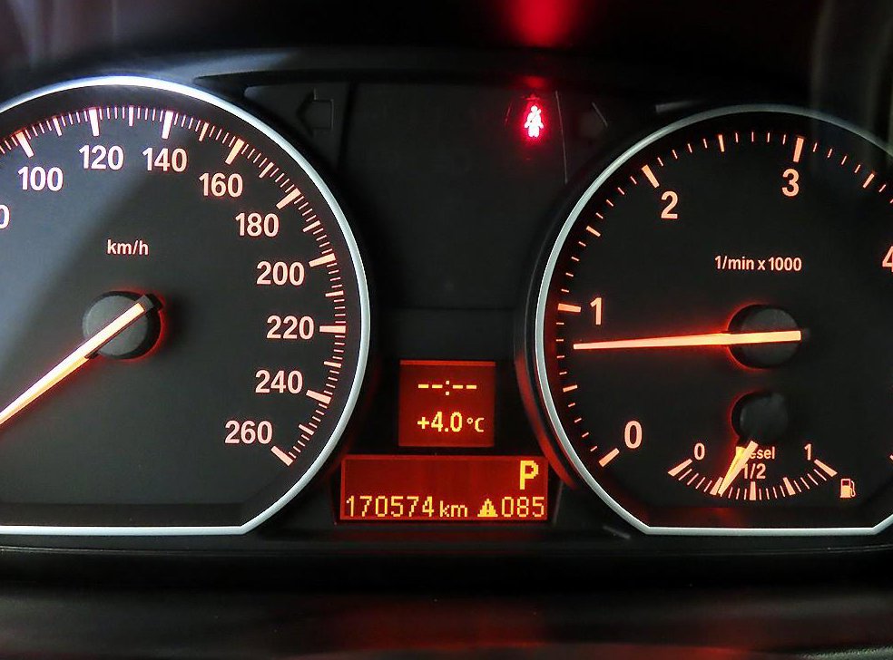 BMW 1시리즈 120d 쿠페 사진 9
