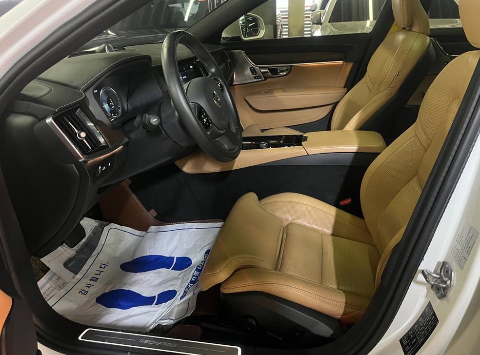 볼보 S90 T8 AWD 인스크립션 사진 15