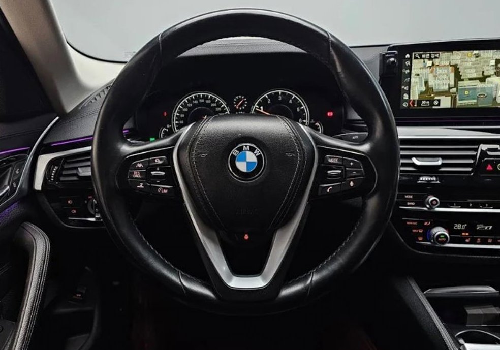 BMW 5시리즈 520i 럭셔리 사진 13