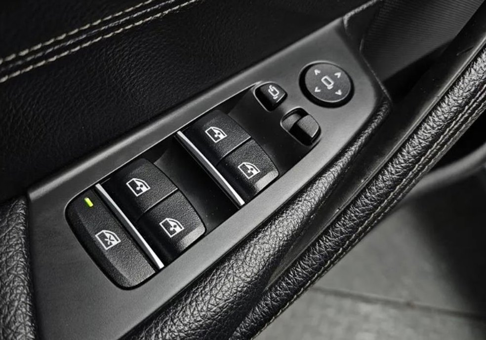 BMW 5시리즈 520i 럭셔리 사진 18