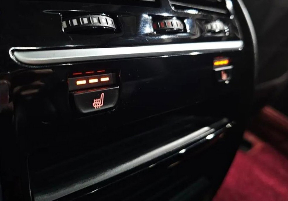 BMW 5시리즈 520i 럭셔리 사진 19