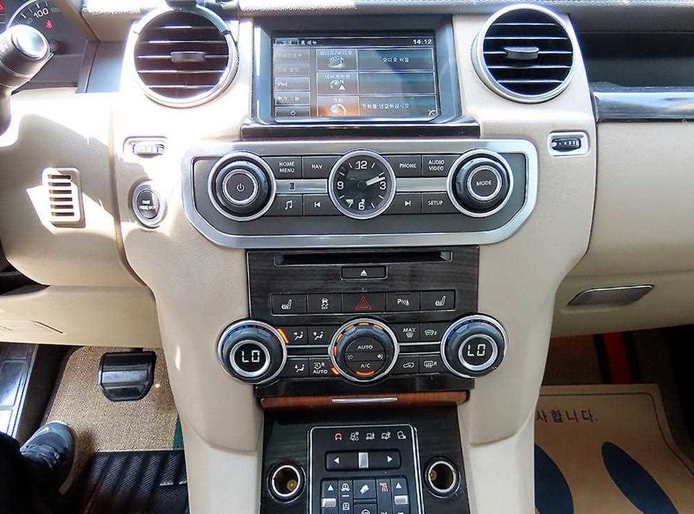 랜드로버 디스커버리 3.0 SDV6 HSE 사진 12