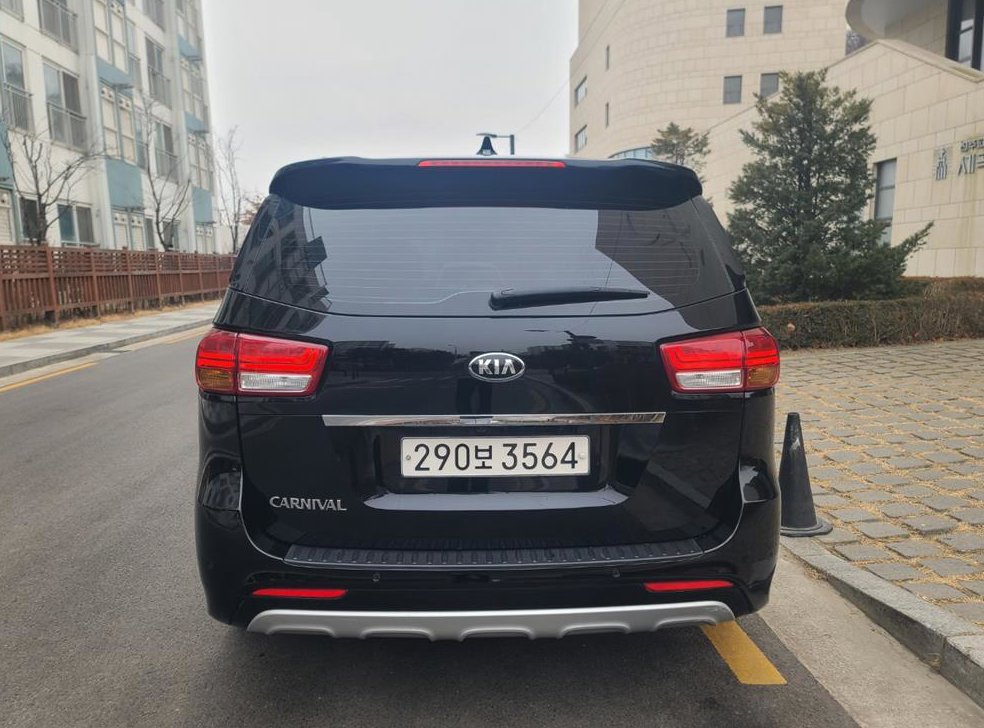 기아 카니발 디젤 9인승 럭셔리 사진 5