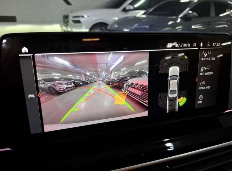BMW 5시리즈 530i M 스포츠 사진 14