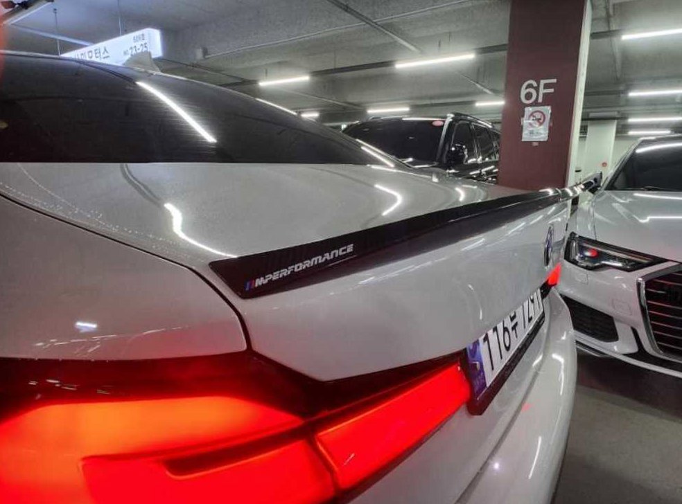 BMW 5시리즈 530i M 스포츠 사진 19