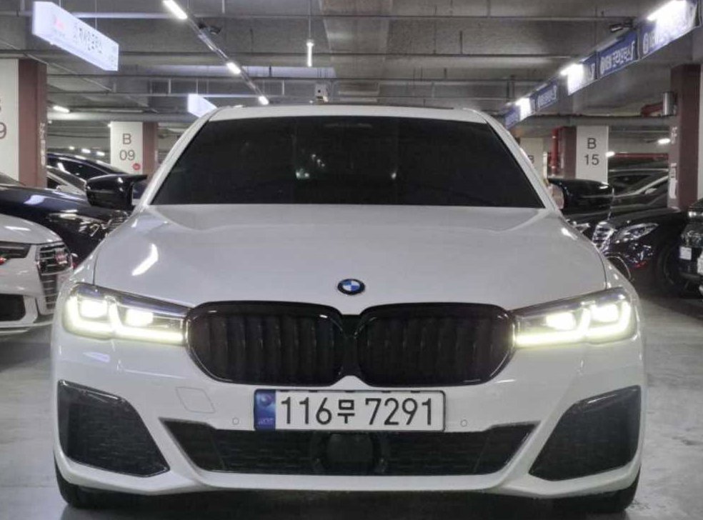 BMW 5시리즈 530i M 스포츠 사진 2