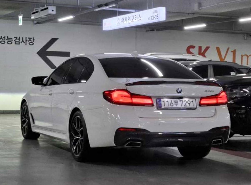 BMW 5시리즈 530i M 스포츠 사진 4
