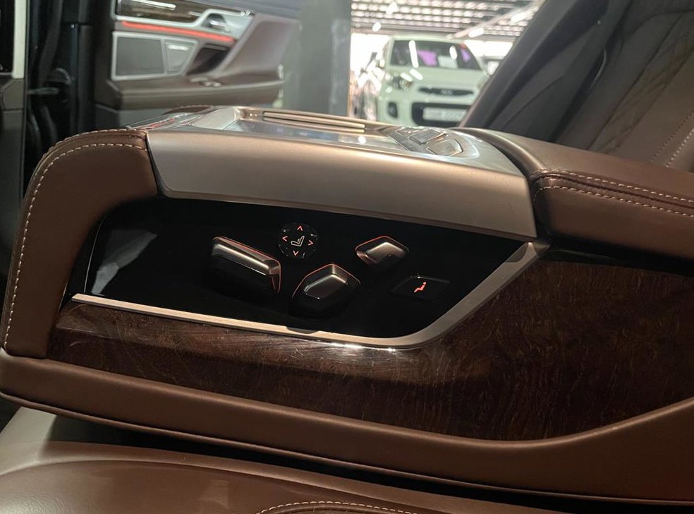 BMW 7시리즈 730Ld xDrive 사진 14