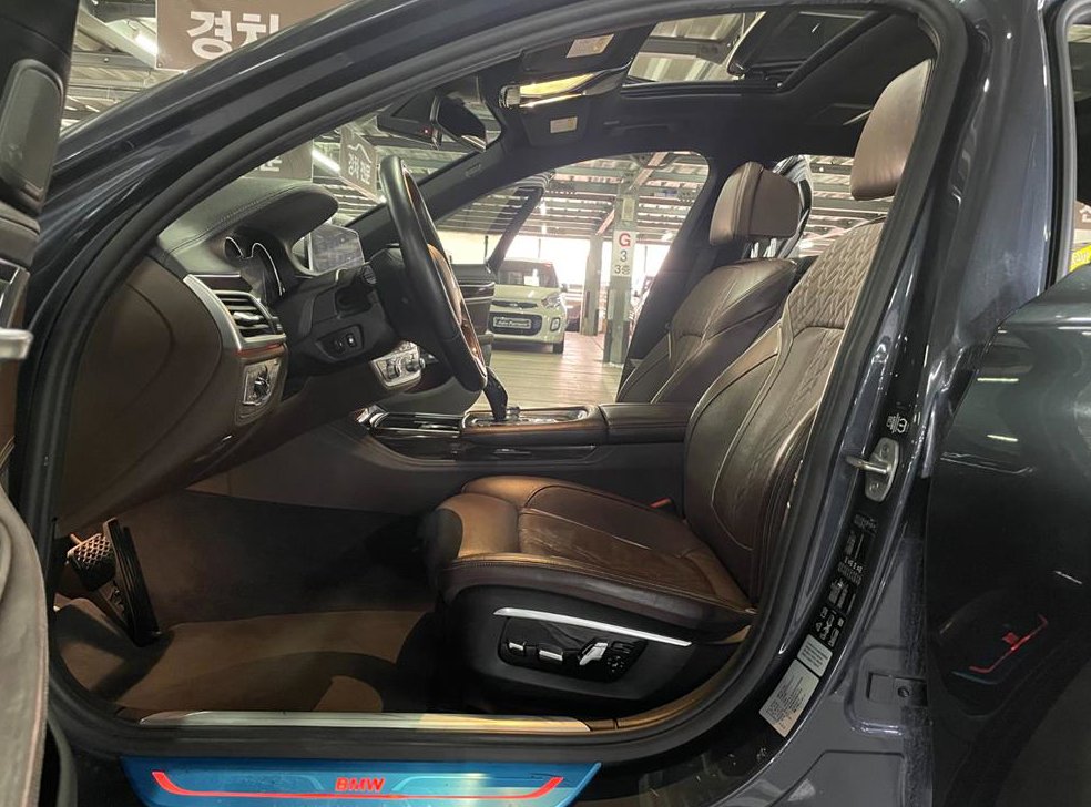 BMW 7시리즈 730Ld xDrive 사진 18