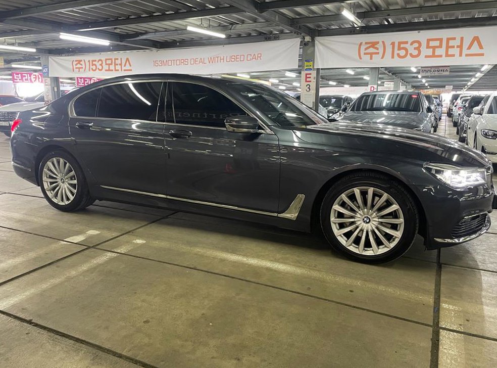 BMW 7시리즈 730Ld xDrive 사진 2