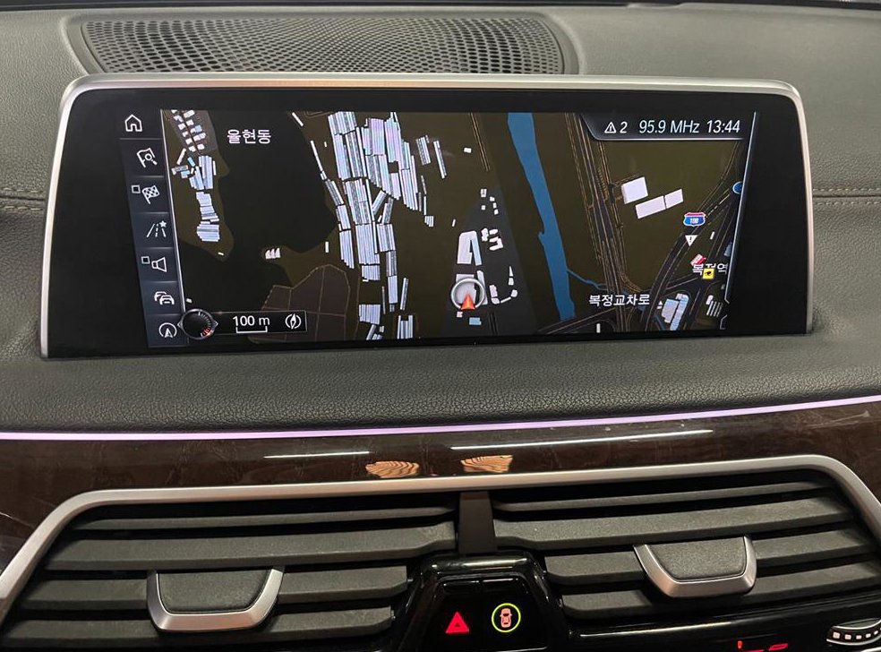 BMW 7시리즈 730Ld xDrive 사진 8