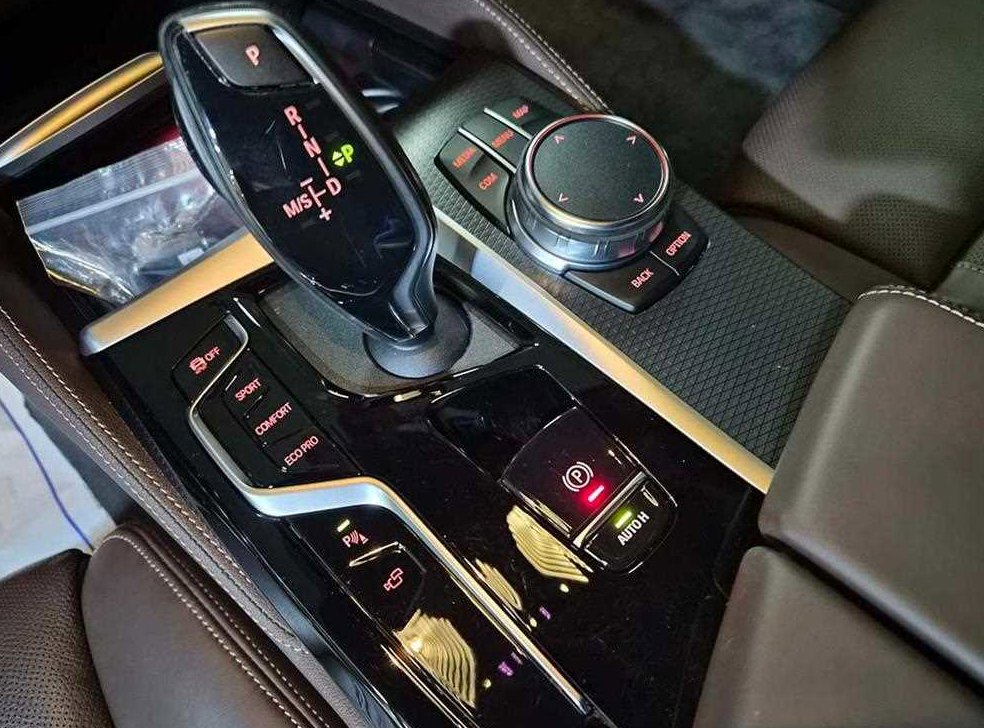 BMW 5시리즈 523d M 스포츠 사진 11