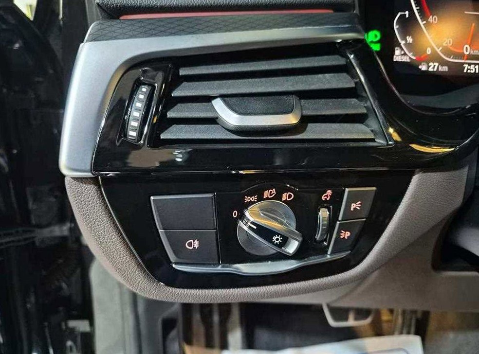 BMW 5시리즈 523d M 스포츠 사진 13