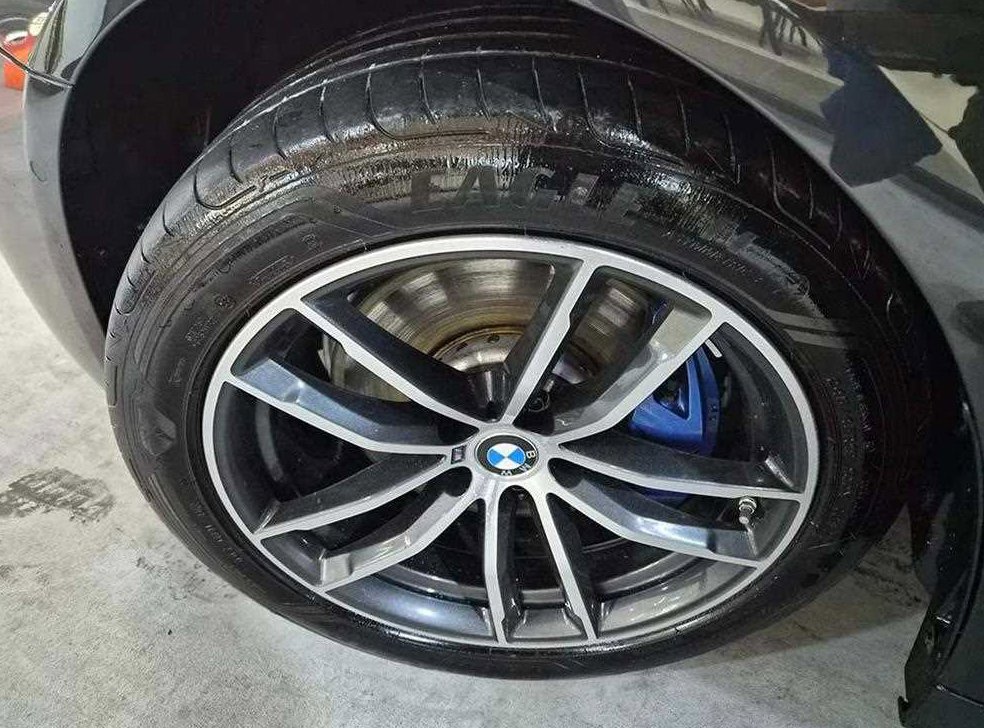 BMW 5시리즈 523d M 스포츠 사진 20