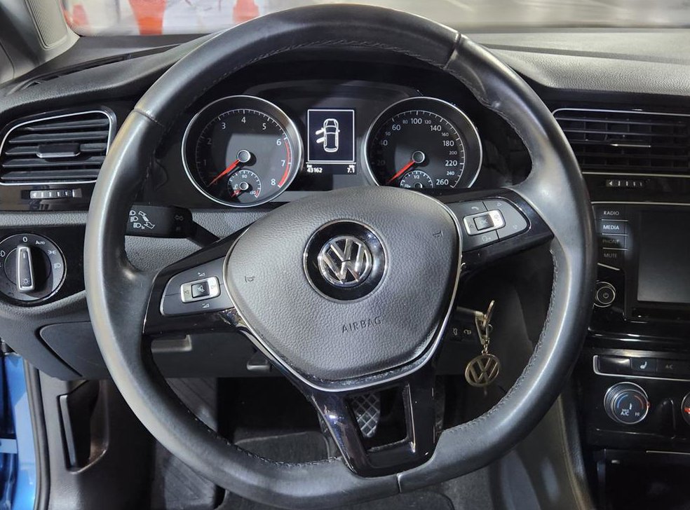 폭스바겐 골프 1.4 TSI 사진 8