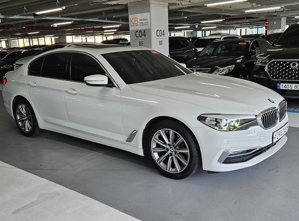 BMW 5시리즈 520i 럭셔리