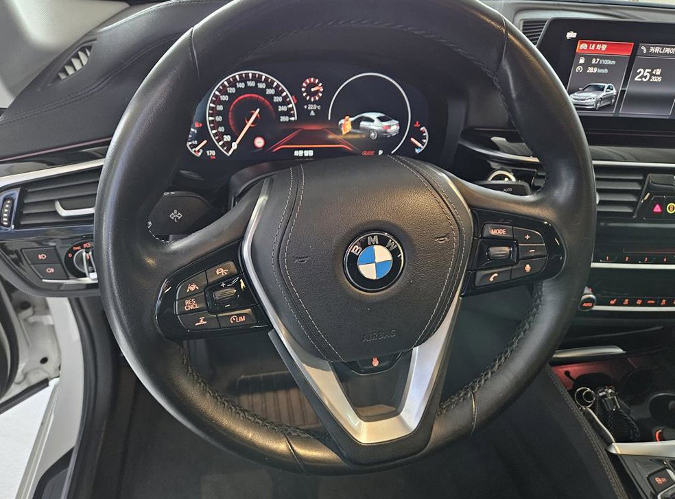 BMW 5시리즈 520i 럭셔리 사진 12