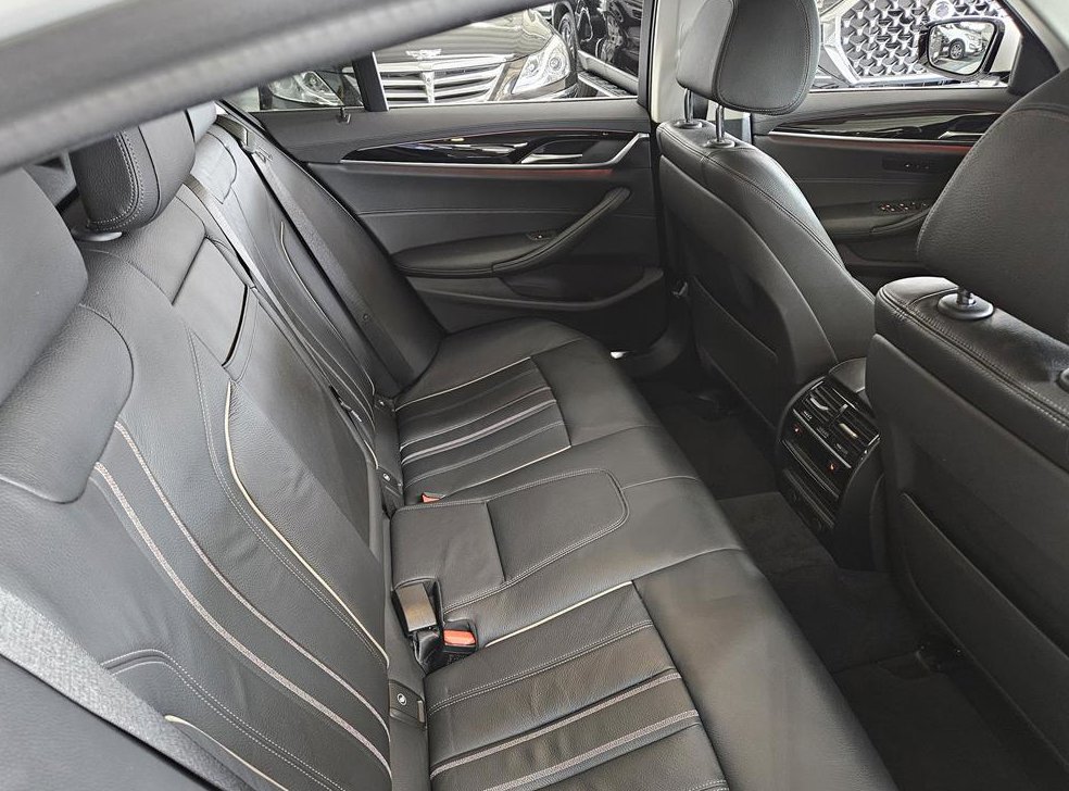 BMW 5시리즈 520i 럭셔리 사진 15