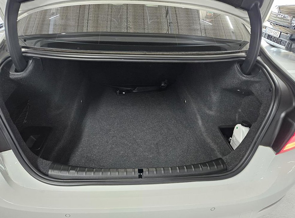 BMW 5시리즈 520i 럭셔리 사진 18