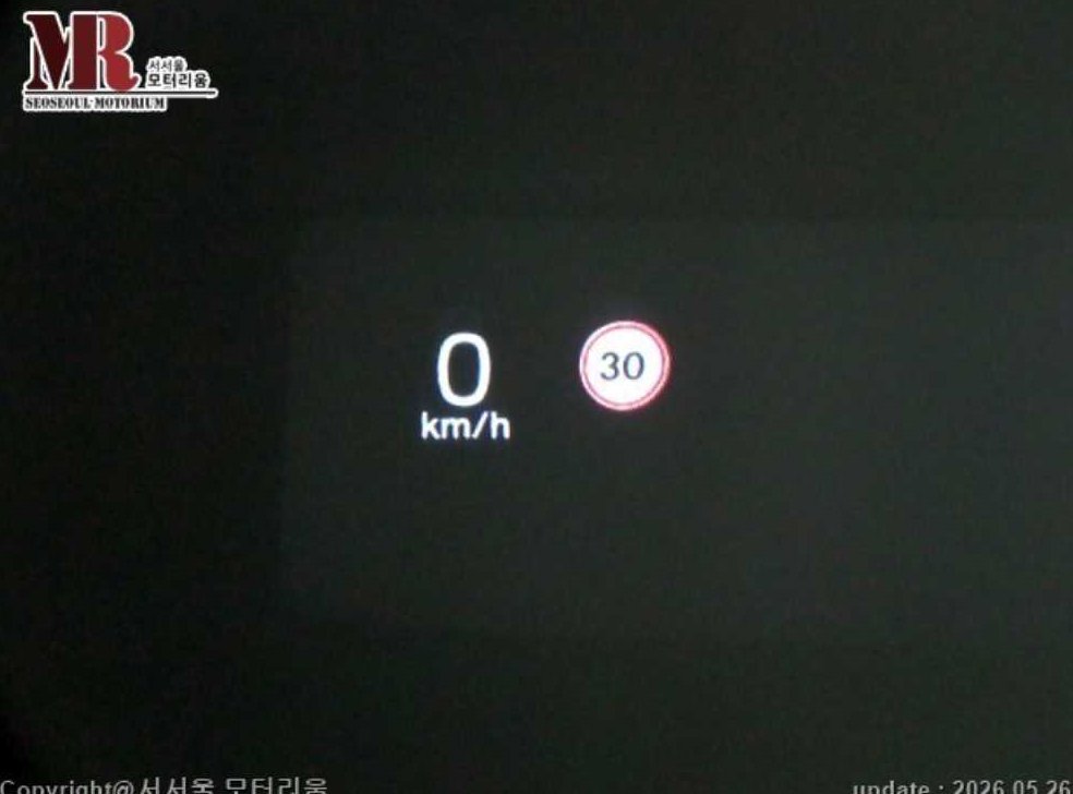 볼보 S90 D5 AWD 모멘텀 사진 14