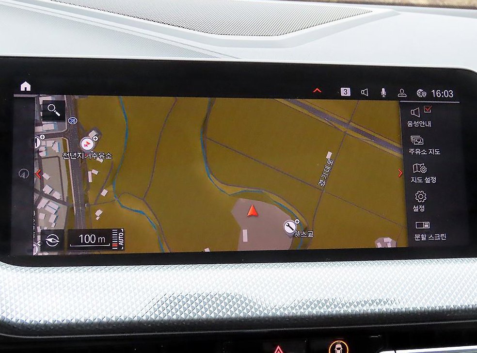 BMW 2시리즈 220i M 스포츠 사진 13