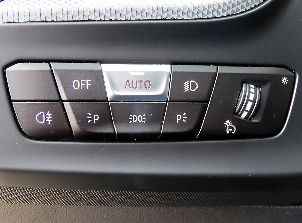 BMW 2시리즈 220i M 스포츠 사진 14