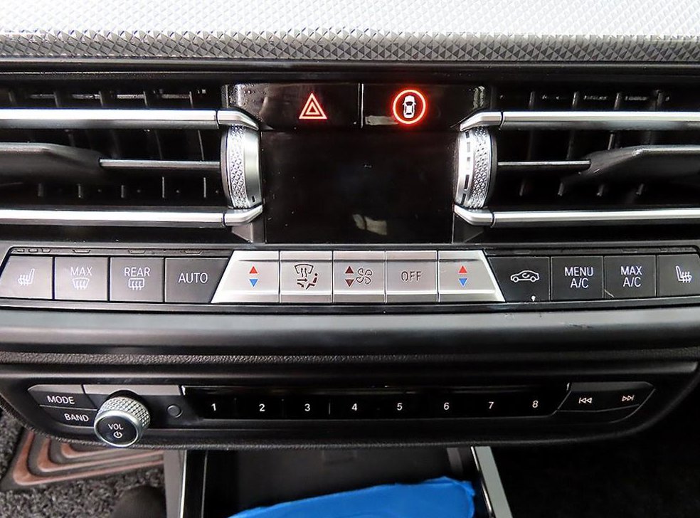 BMW 2시리즈 220i M 스포츠 사진 15