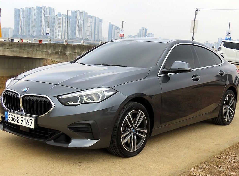 BMW 2시리즈 220i M 스포츠 사진 2