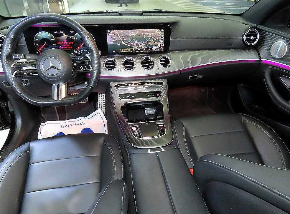벤츠 E 클래스 E350 4MATIC AMG LINE 사진 10