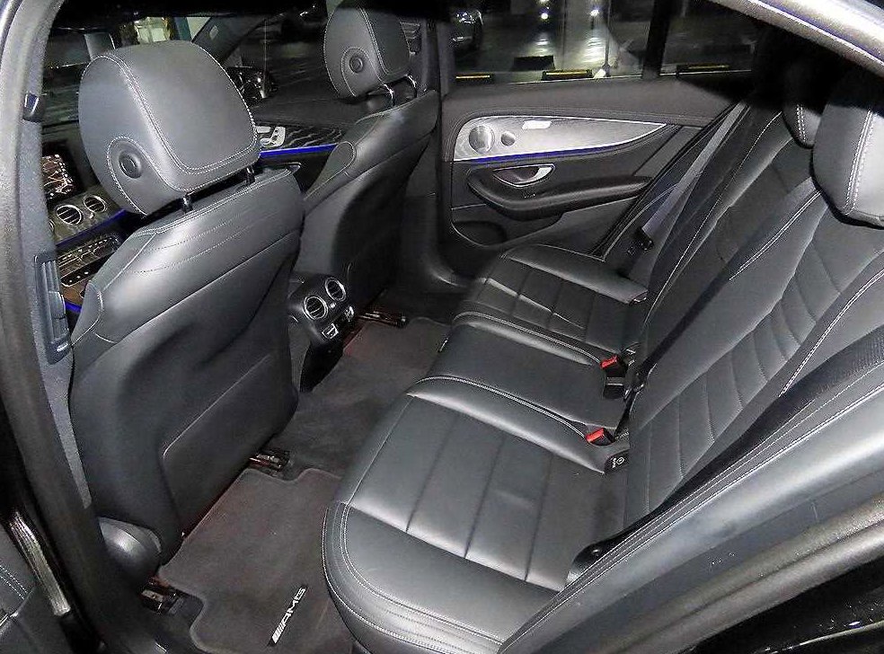 벤츠 E 클래스 E350 4MATIC AMG LINE 사진 7