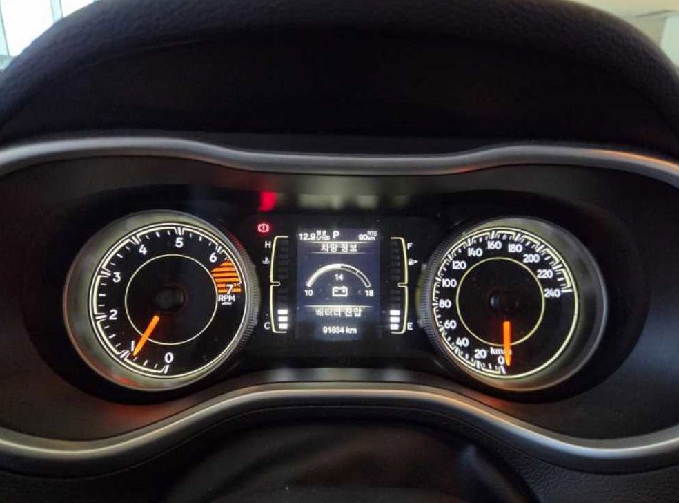 지프 체로키 2.4 론지튜드 AWD 사진 11