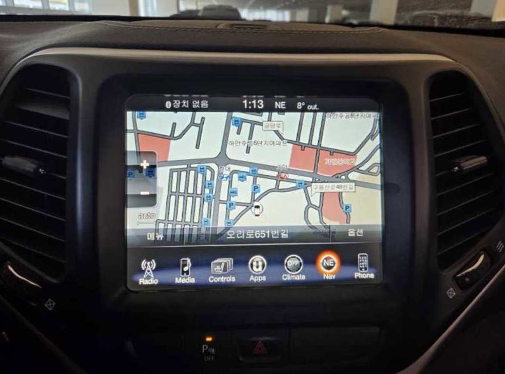 지프 체로키 2.4 론지튜드 AWD 사진 13