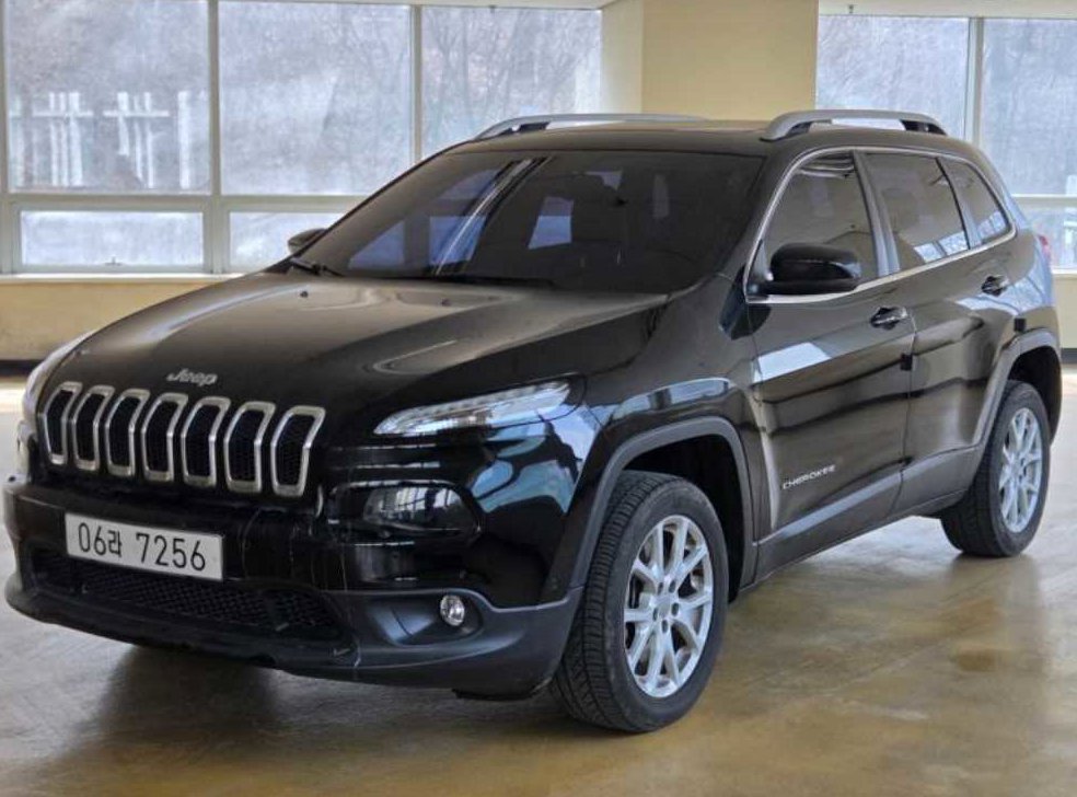 지프 체로키 2.4 론지튜드 AWD 사진 2