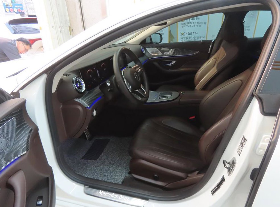 벤츠 CLS 클래스 CLS 450 4MATIC AMG Line 사진 5
