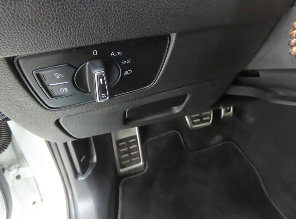 폭스바겐 아테온 2.0 TDI 엘레강스 프리미엄 사진 10