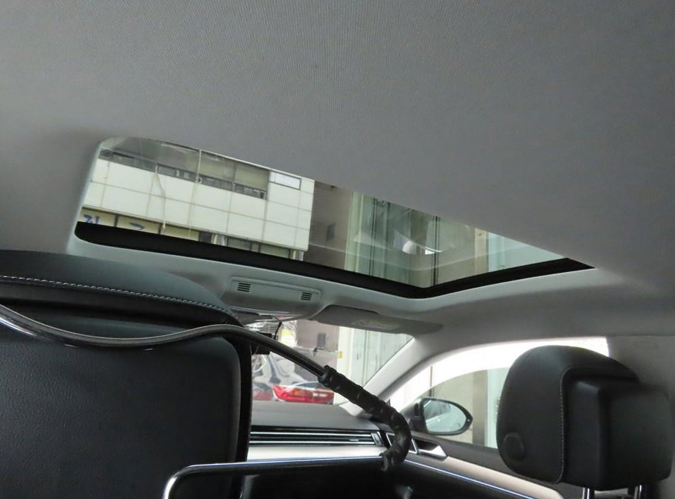 폭스바겐 아테온 2.0 TDI 엘레강스 프리미엄 사진 19