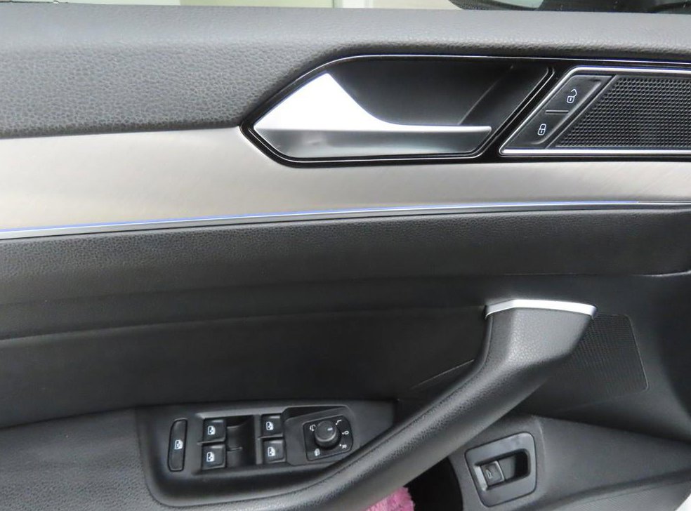 폭스바겐 아테온 2.0 TDI 엘레강스 프리미엄 사진 9