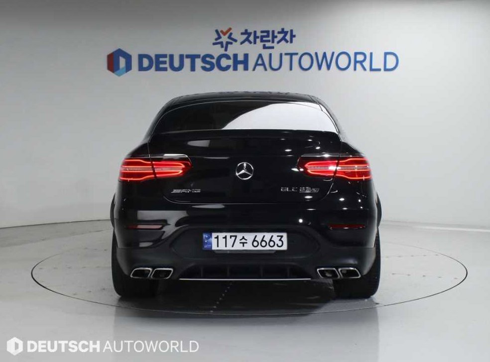 벤츠 GLC 클래스 AMG GLC 63 S 4MATIC+ 쿠페 사진 4
