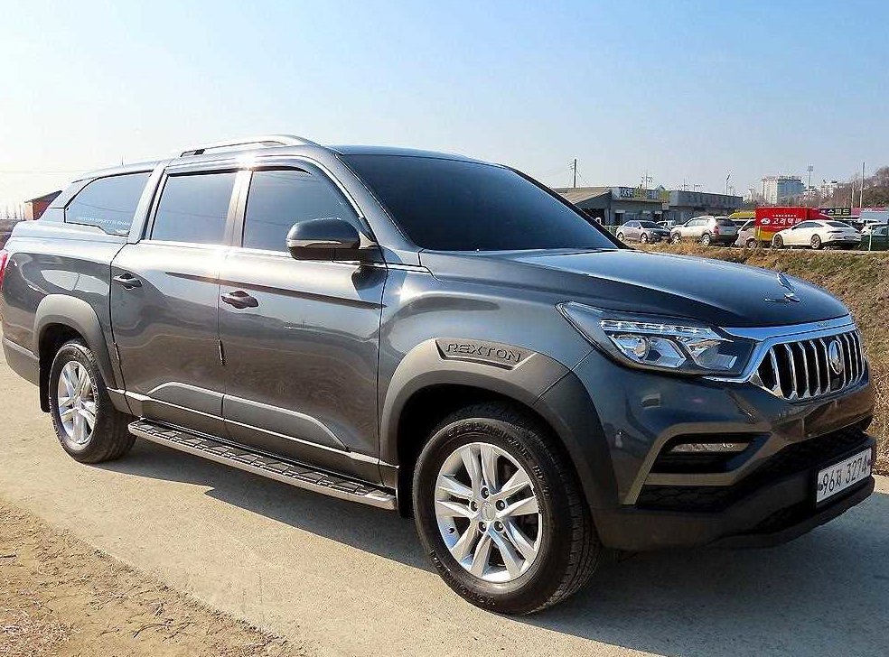 KG모빌리티(쌍용)  렉스턴 디젤 2.2 4WD 사진 2