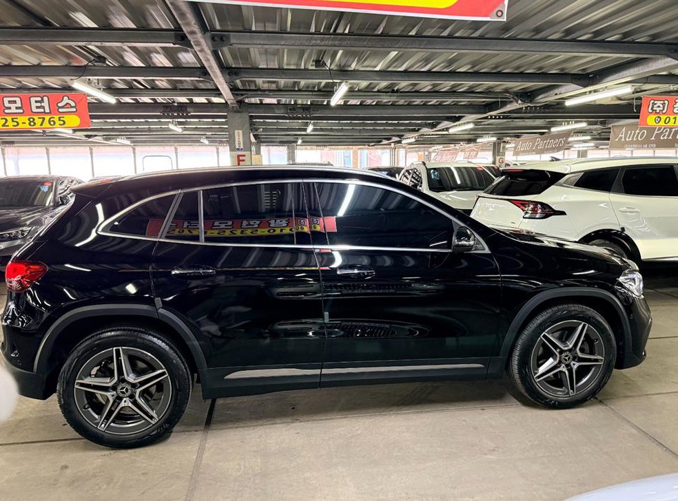 벤츠 GLA 클래스 GLA250 4MATIC 사진 3