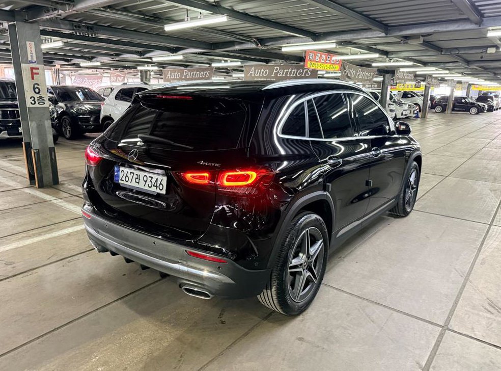 벤츠 GLA 클래스 GLA250 4MATIC 사진 4