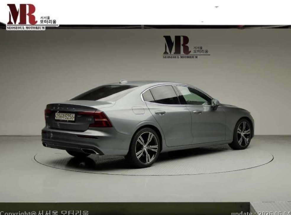 볼보 S60 T5 인스크립션 사진 3
