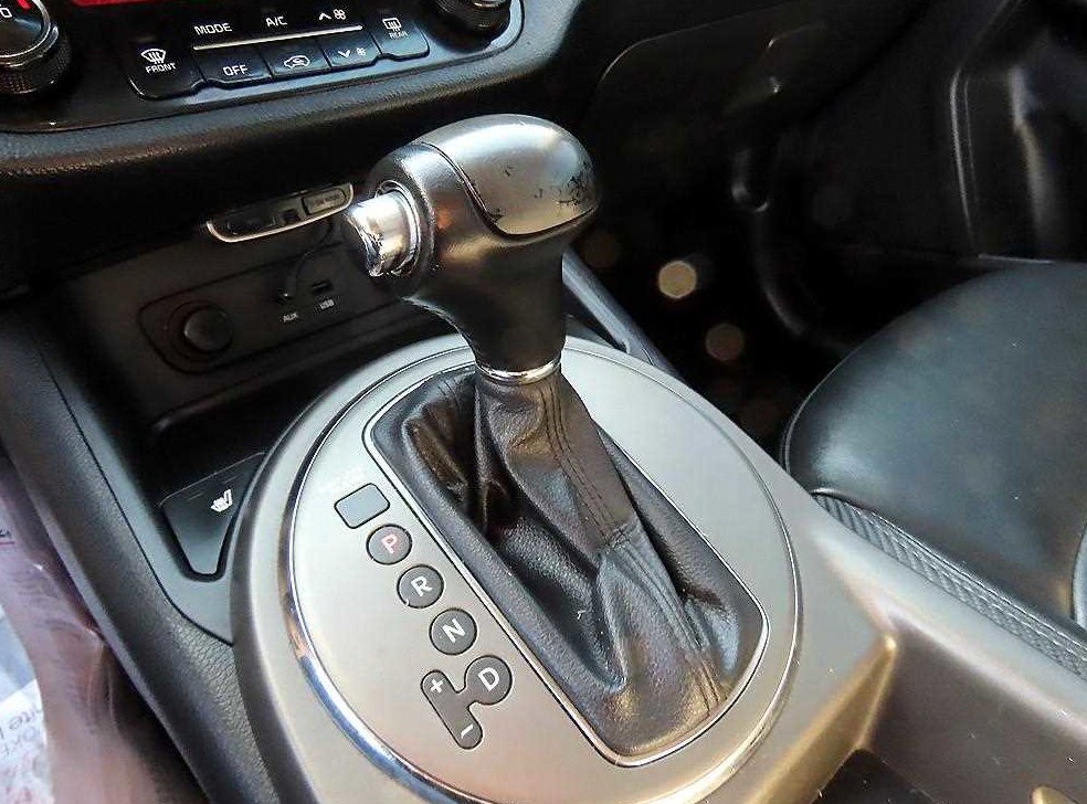 기아 스포티지 디젤 2WD 트렌디 사진 11