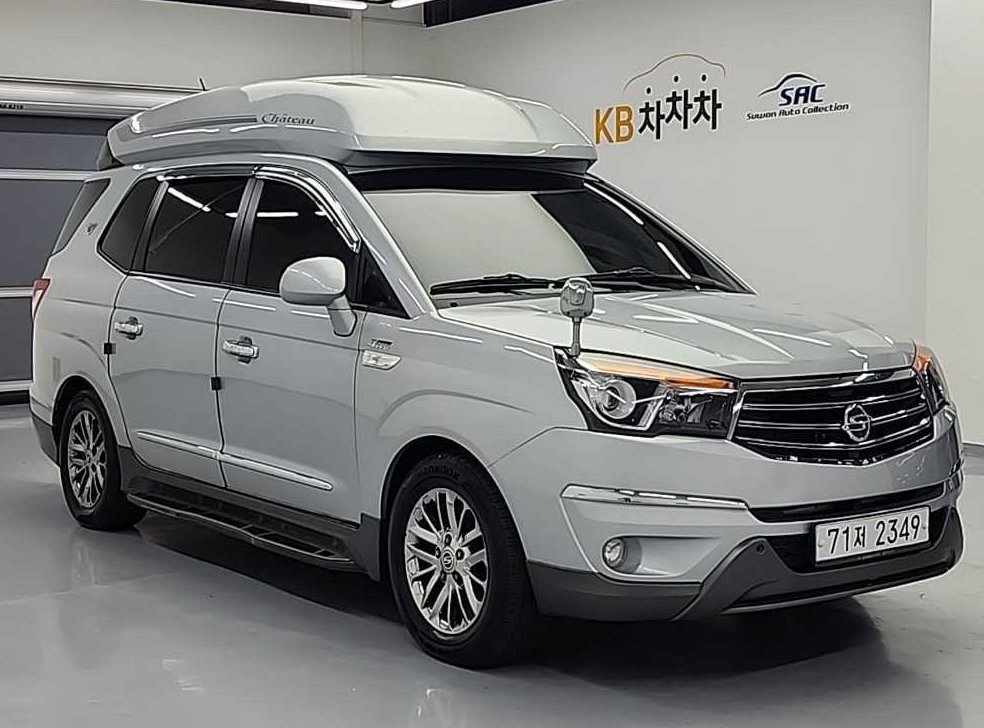 KG모빌리티(쌍용)  코란도 4WD 샤토 사진 4