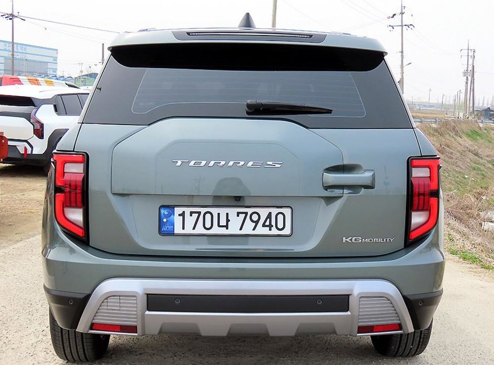 KG모빌리티(쌍용)  토레스 1.5 GDI-T 2WD 사진 4