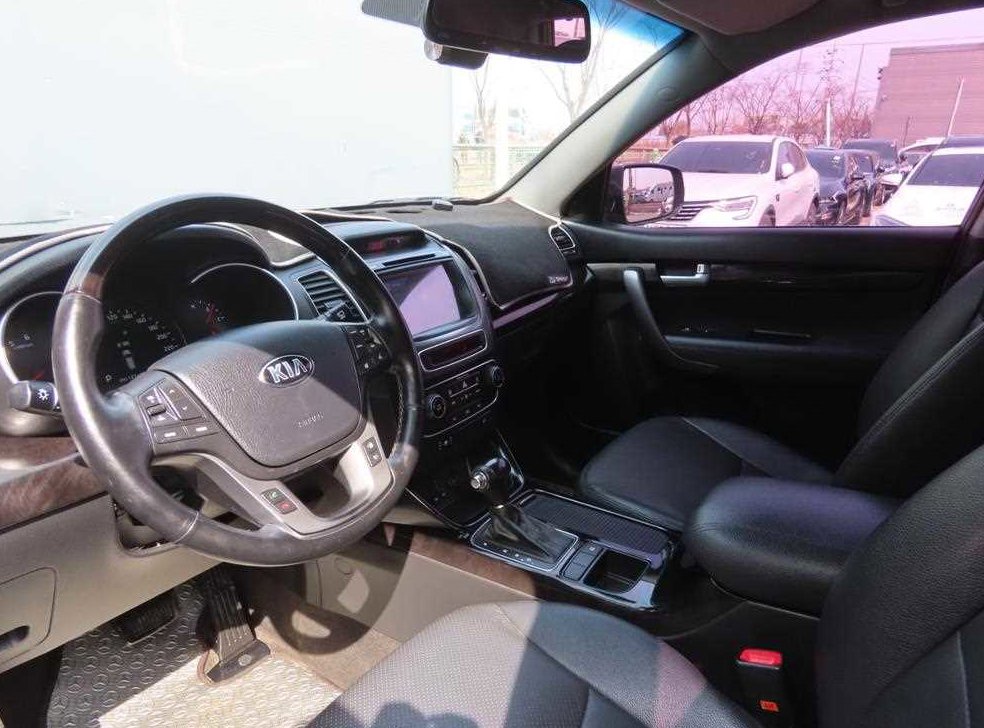 기아 쏘렌토 2WD 2.0 트랜디 사진 18