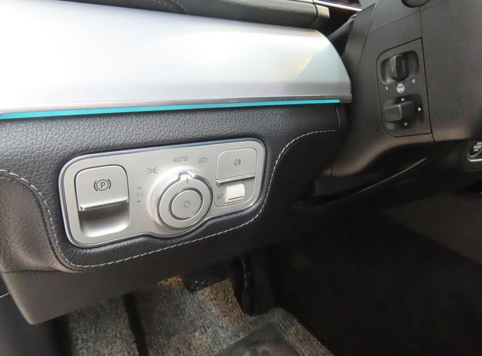 벤츠 GLE 클래스 GLE 300d 4MATIC 사진 11